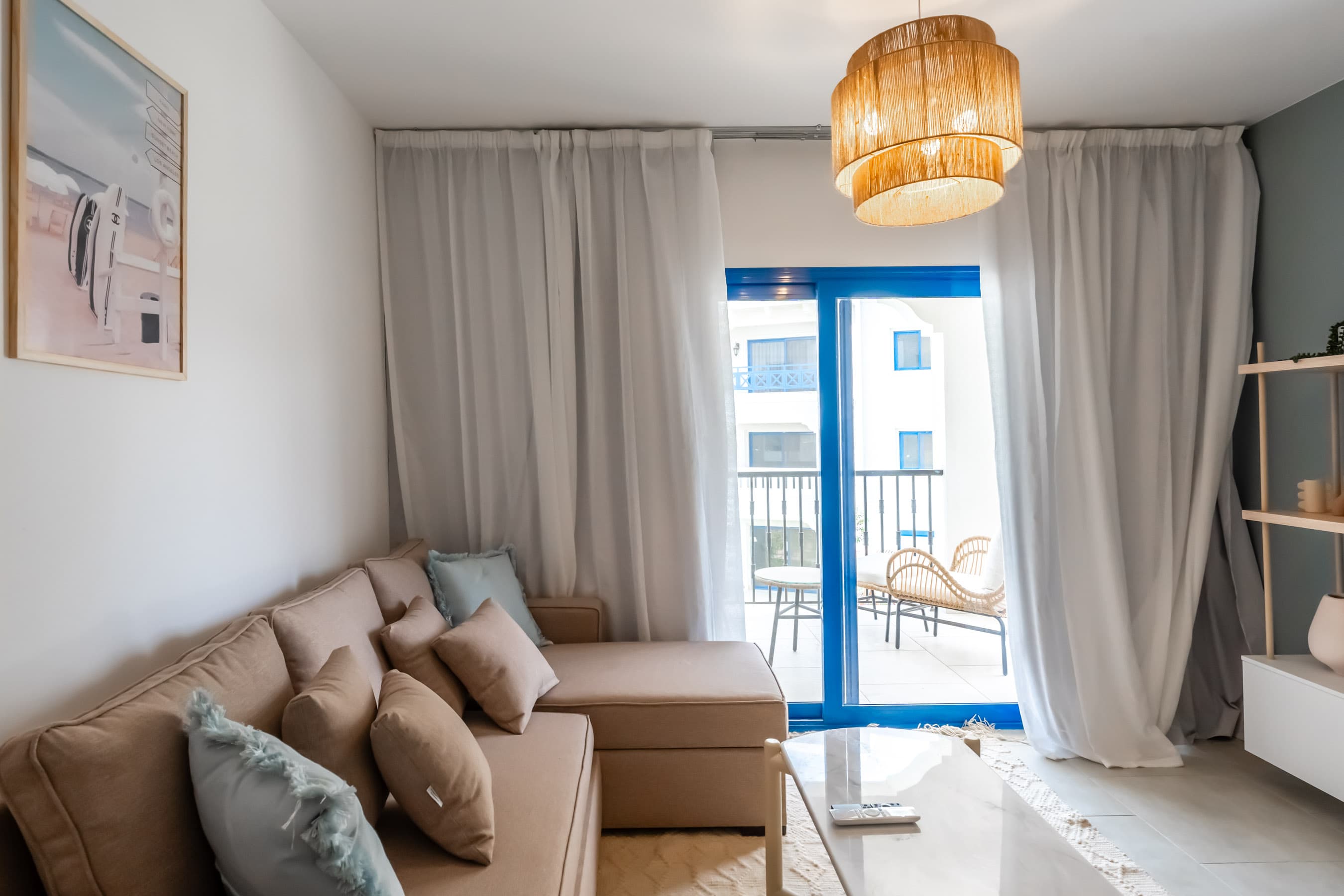 1BR | Greek