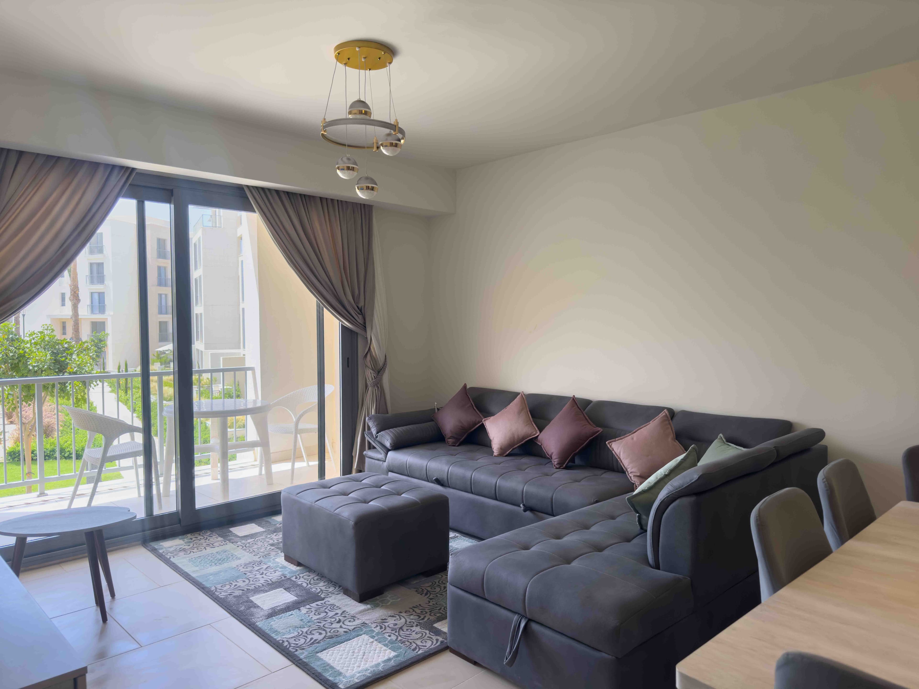 2BR LEA | PoolView, photo 2