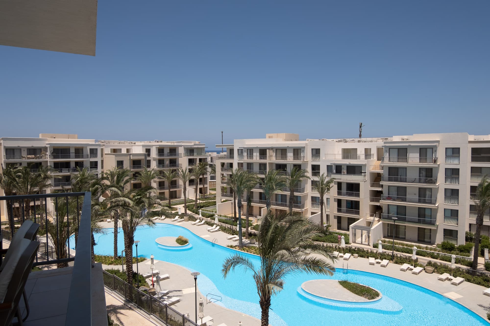 3BR +Nanny Pool View | Faya