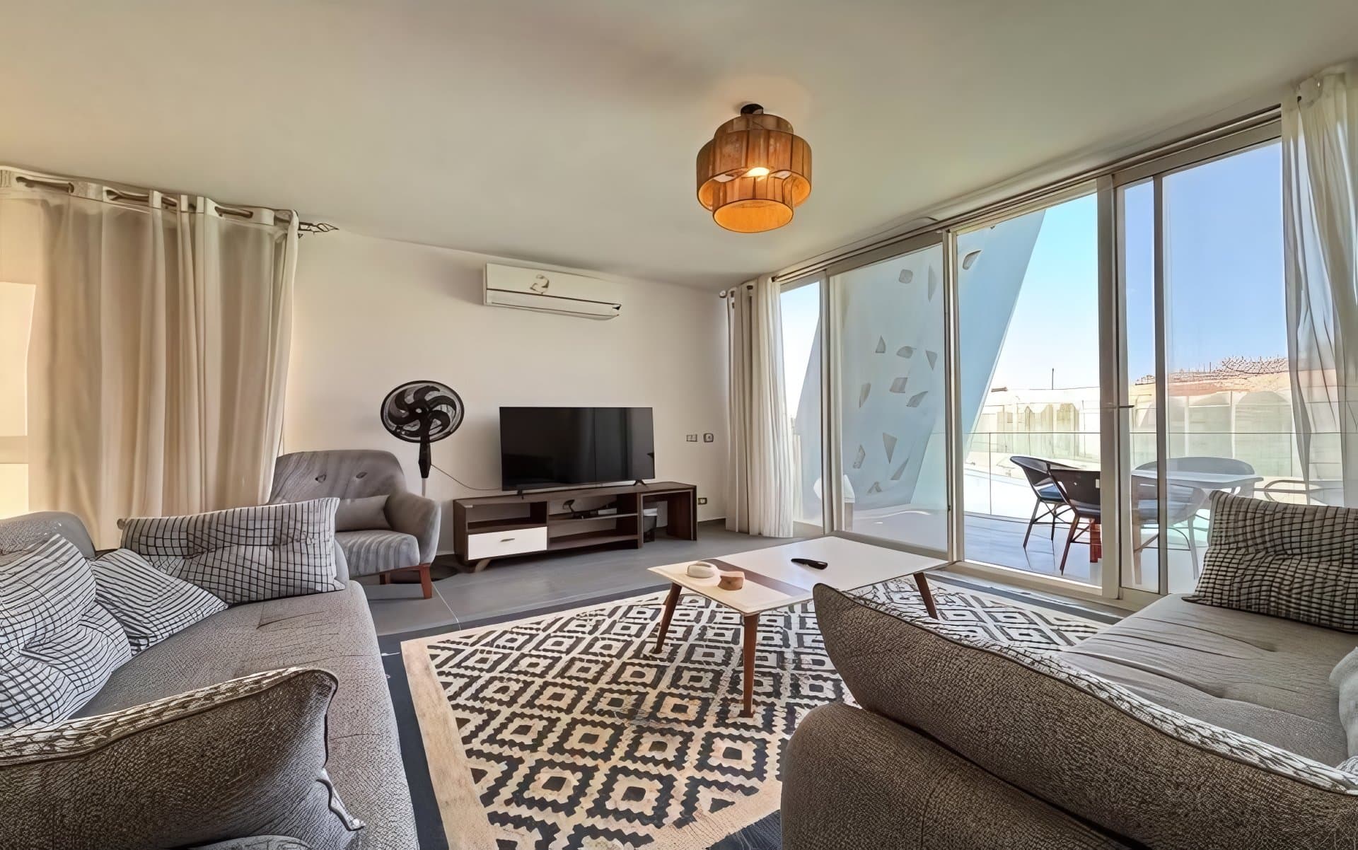 Luxury 3BR Lagoon View Chalet with Nanny Room in Fouka Bay, photo 5