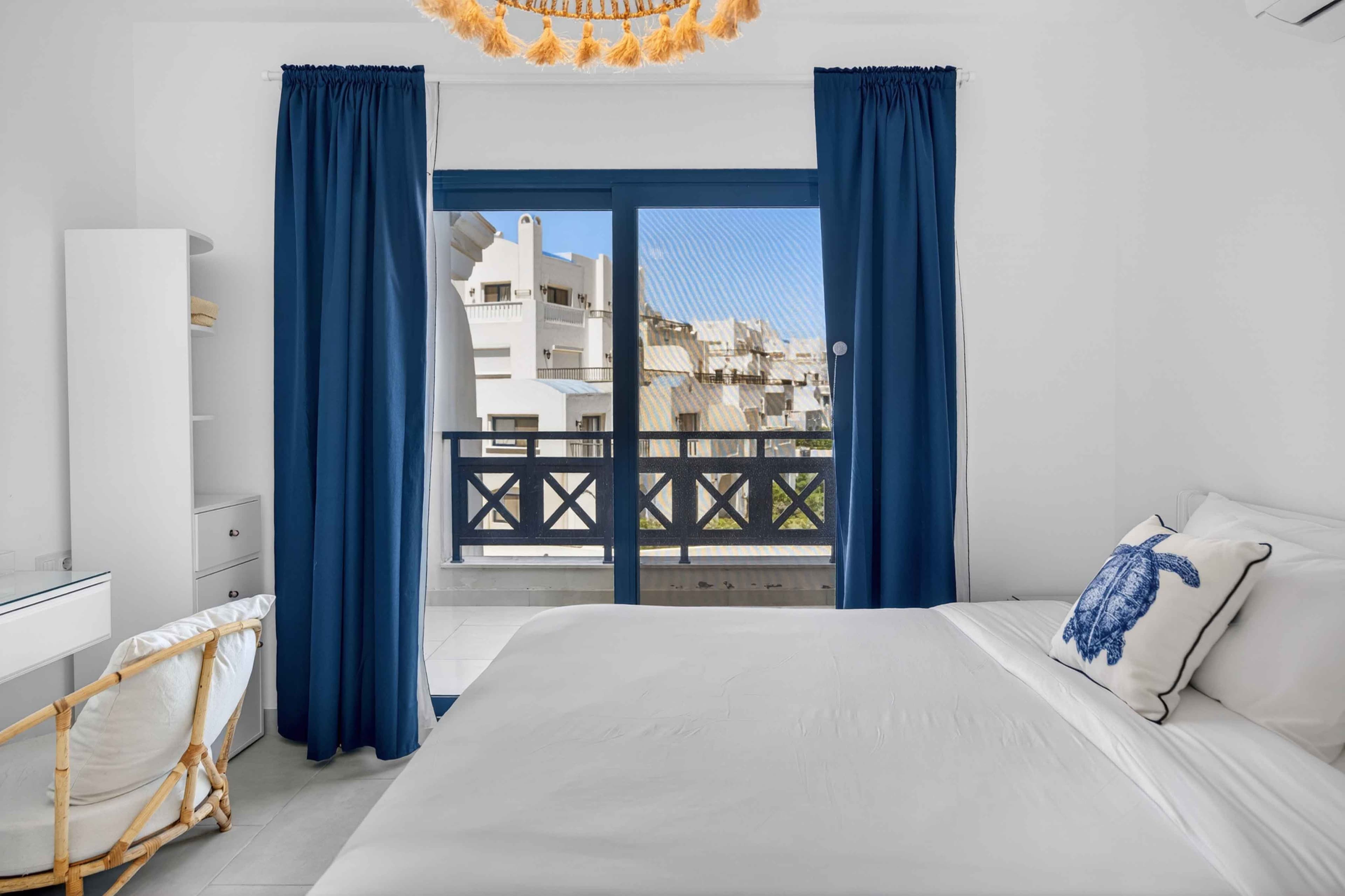Elegant 2BDR @ Greek Village, photo 7