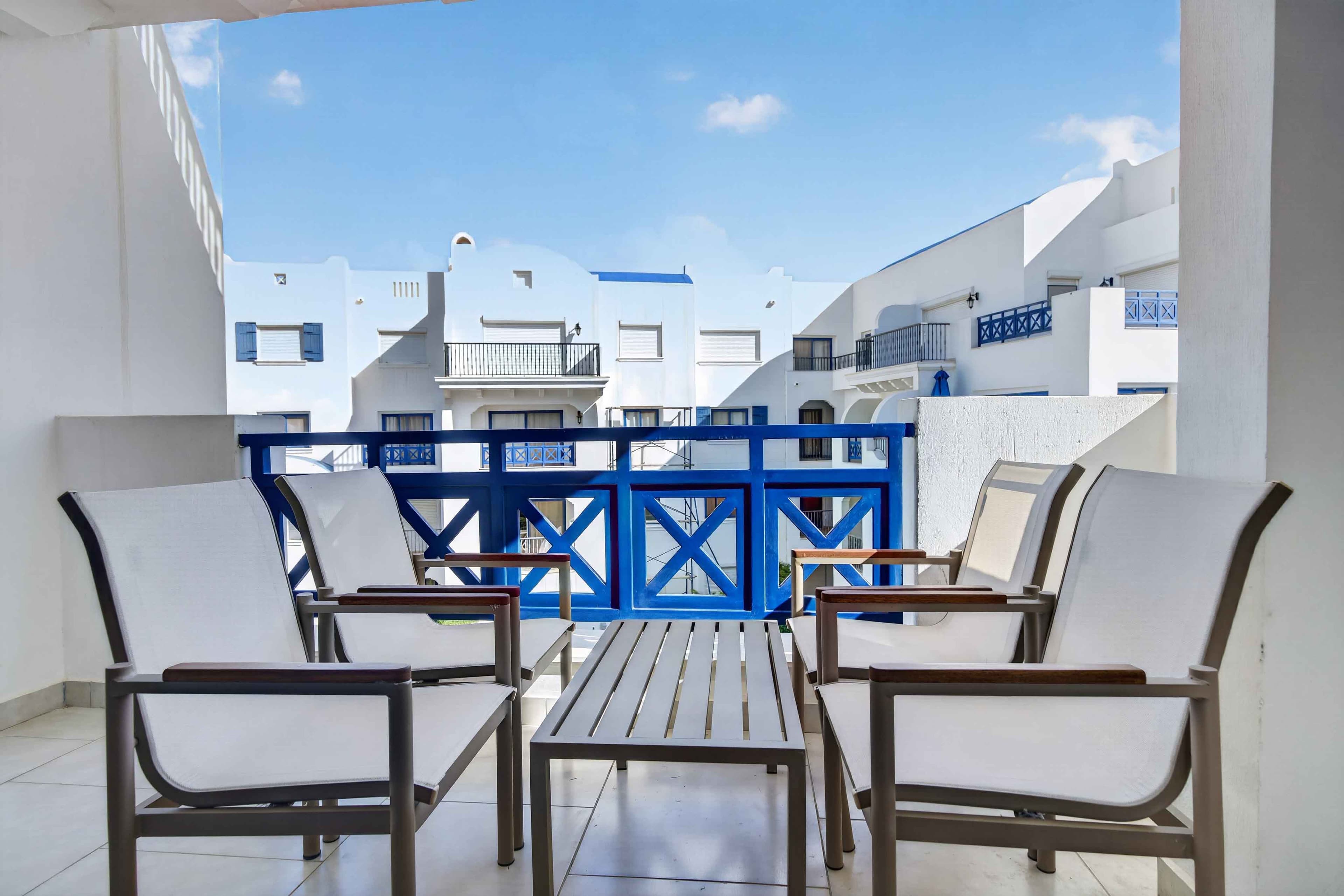 1BR · Greek Village