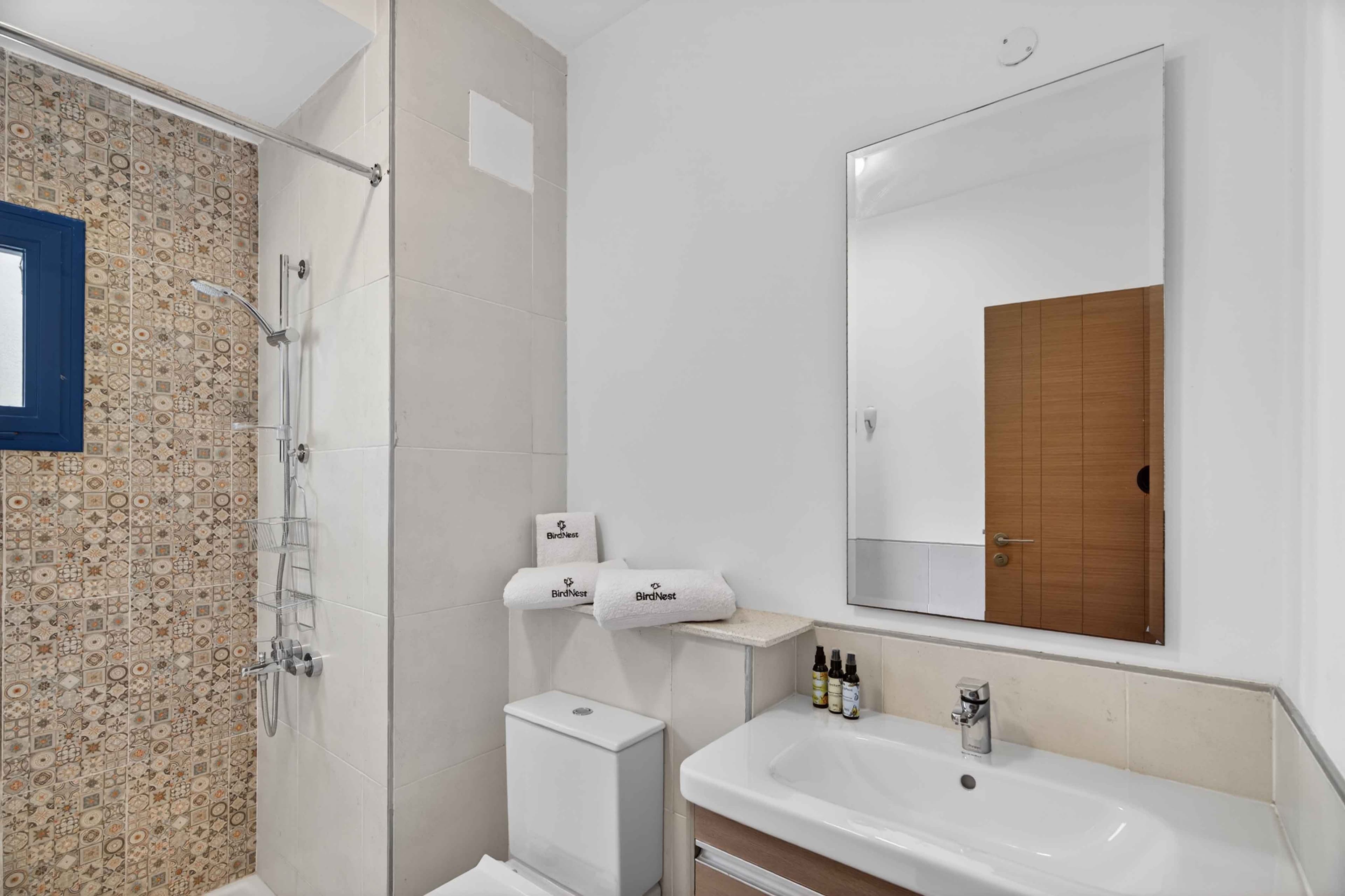 1BR · Greek Village, photo 8