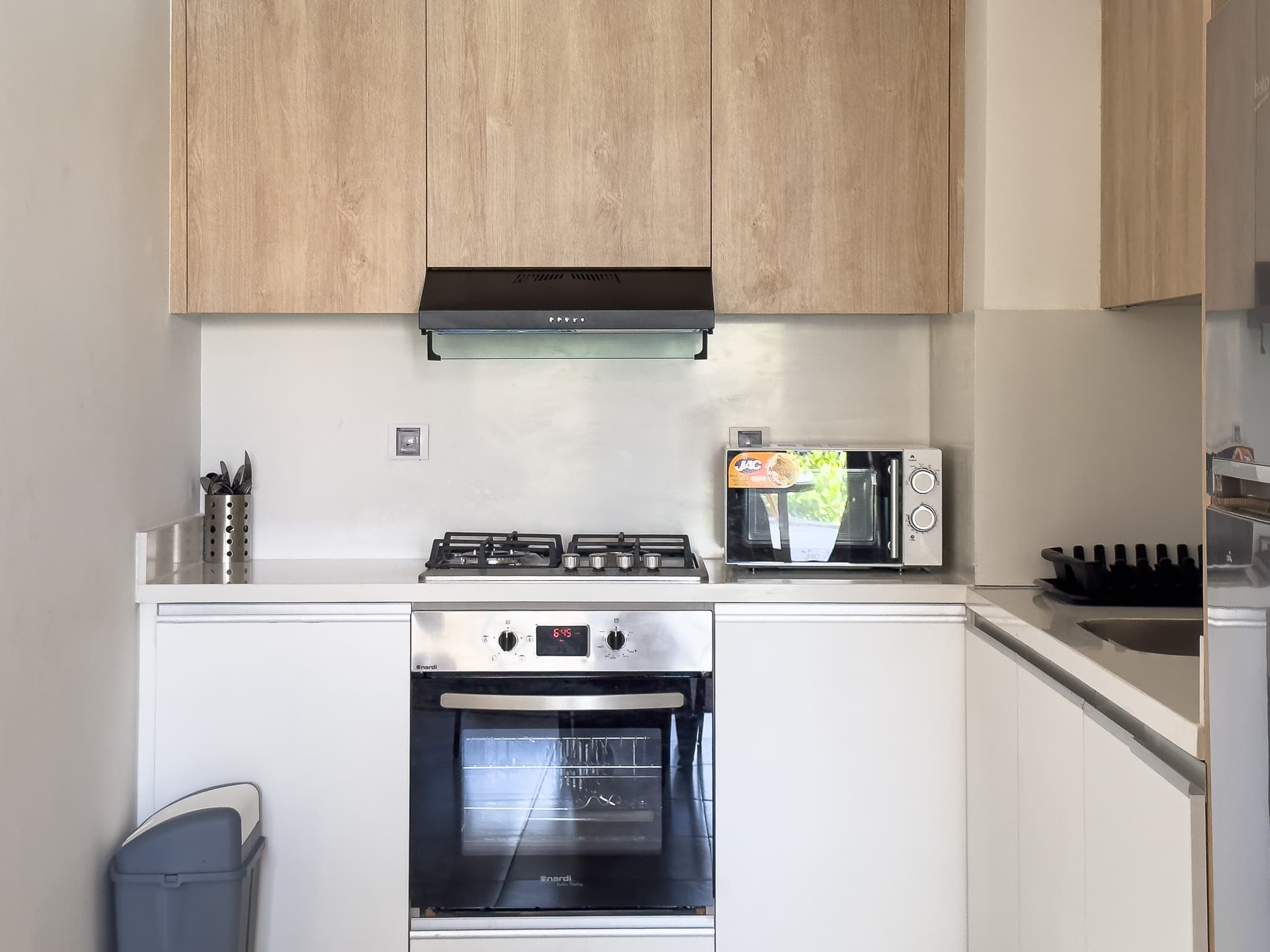 1BR with Lagoon View Marinaviews, photo 7