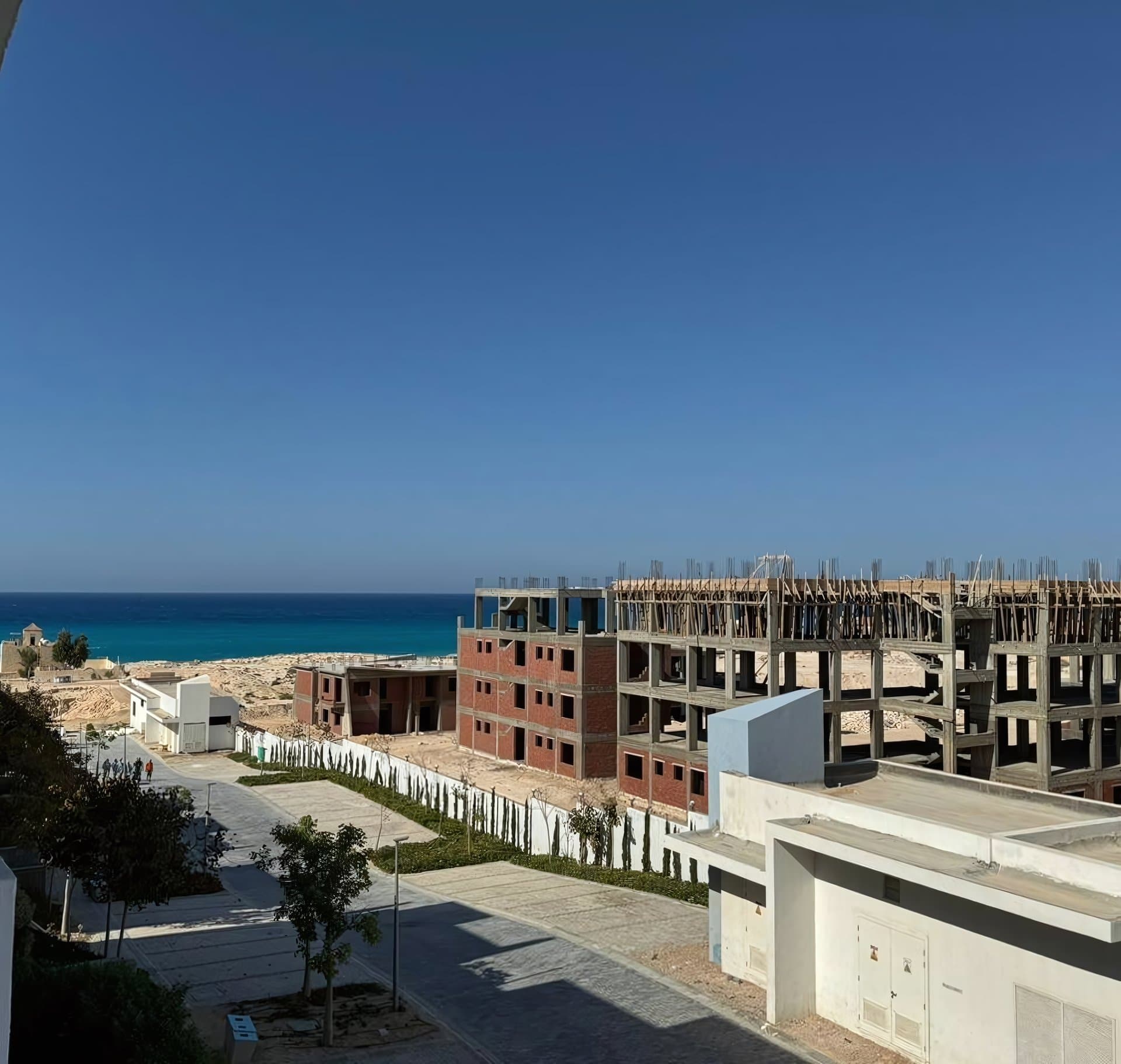 Stylish 2BR Chalet in Fouka Bay | Panoramic Front Sea View, photo 8