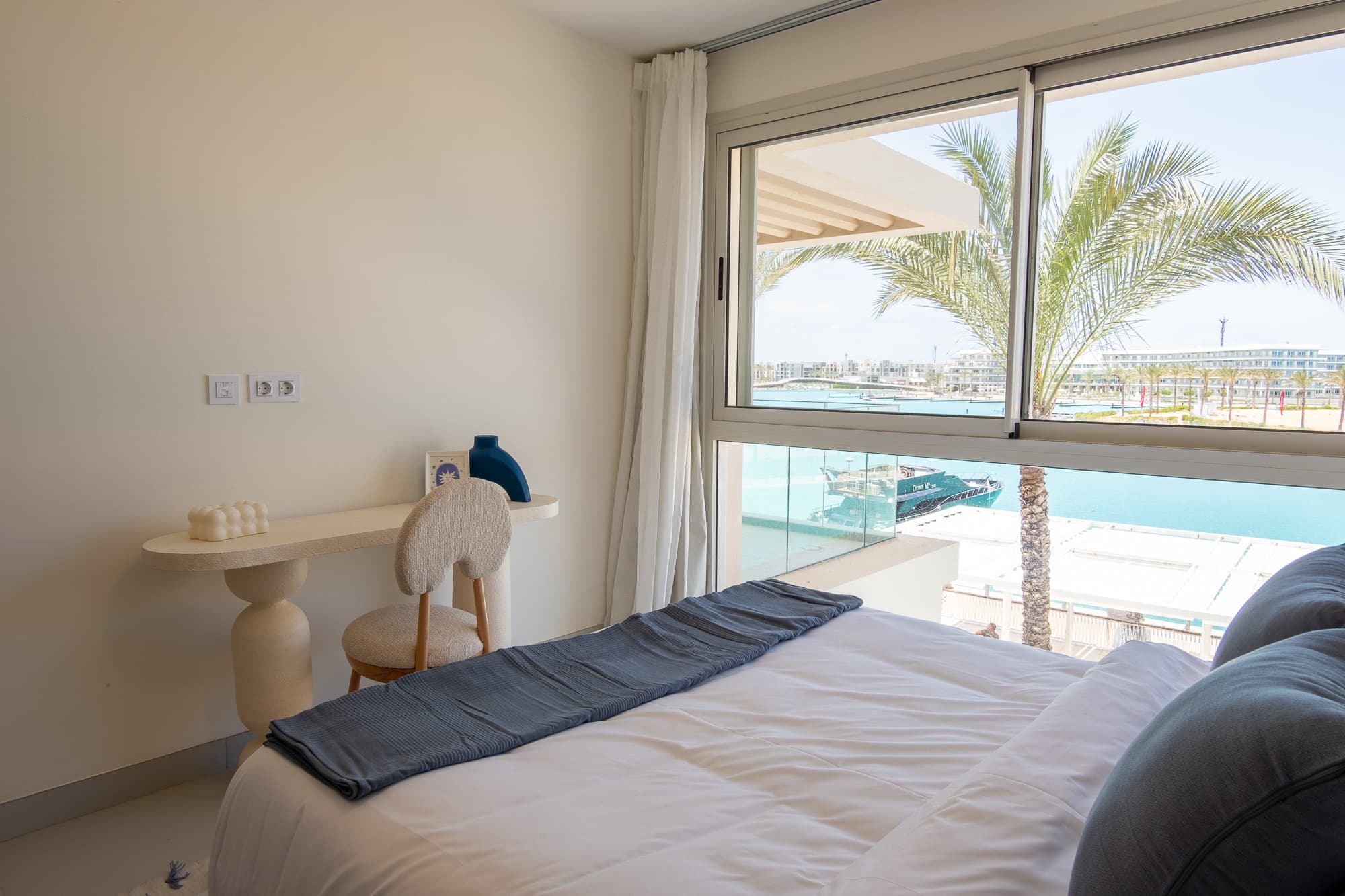 Marina Spacious 3BR + Nanny’s Room, photo 8