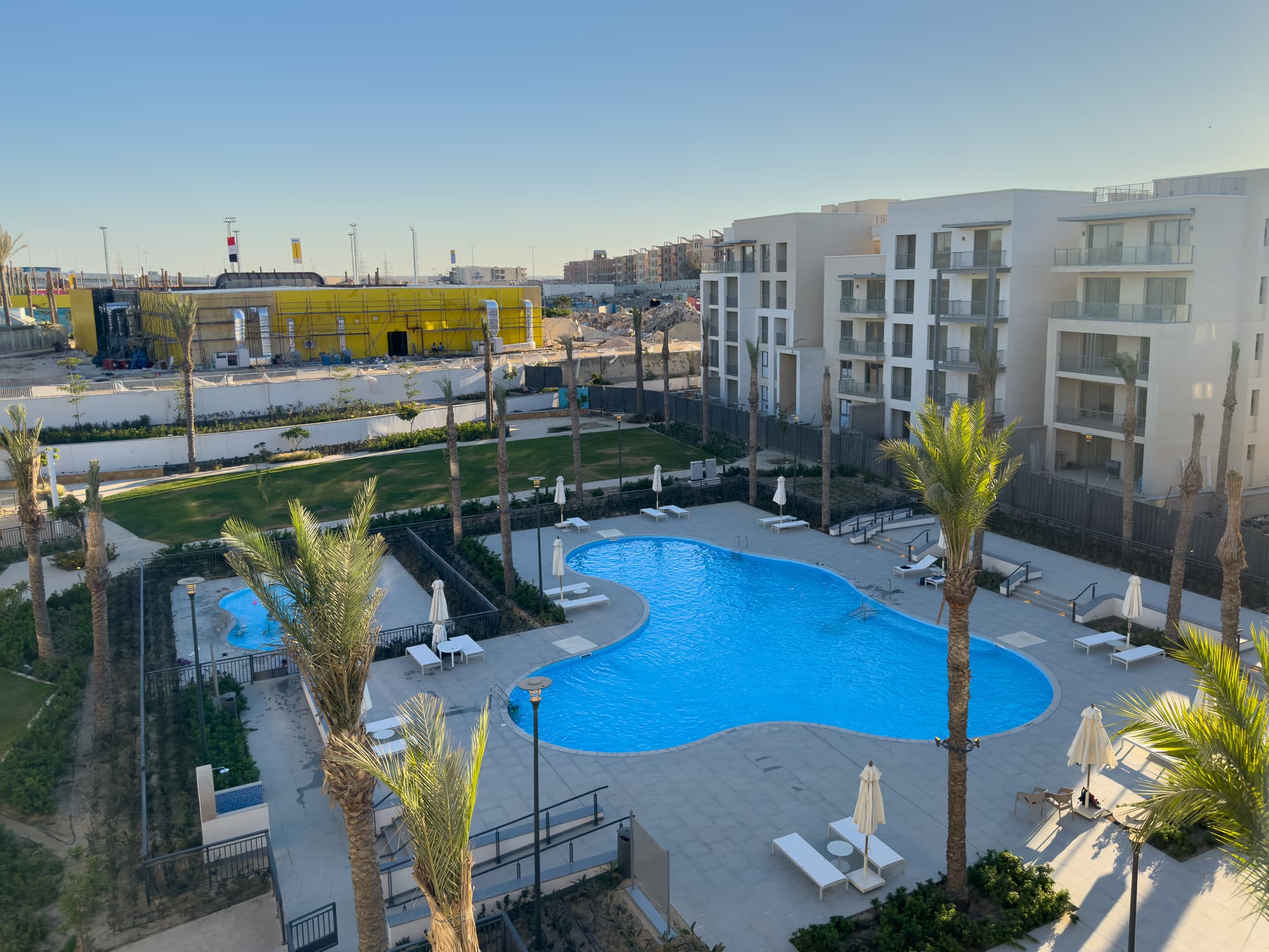 PoolView 3BR +Nanny at Lea