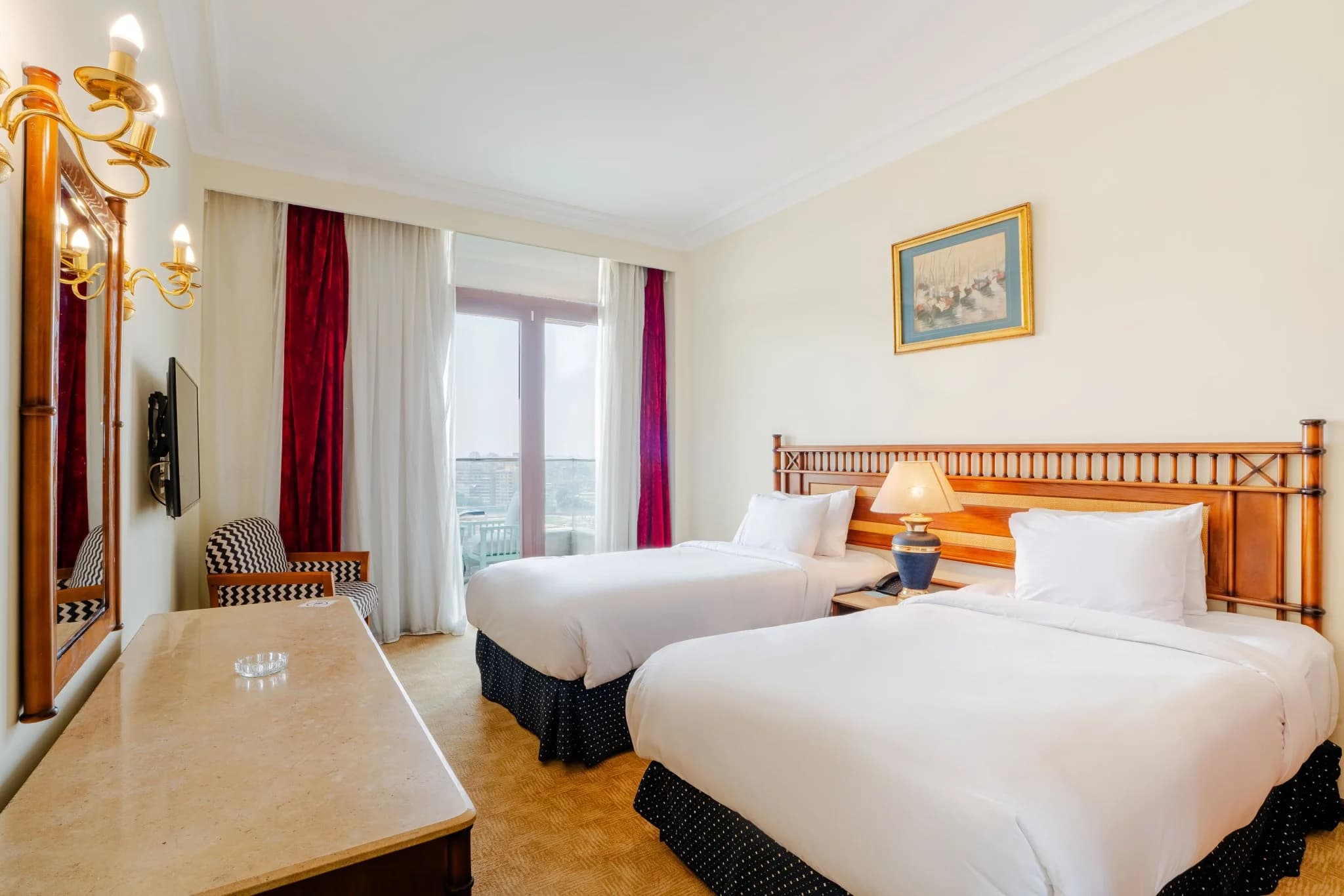 1 Bedroom suite Twin bed Nile view