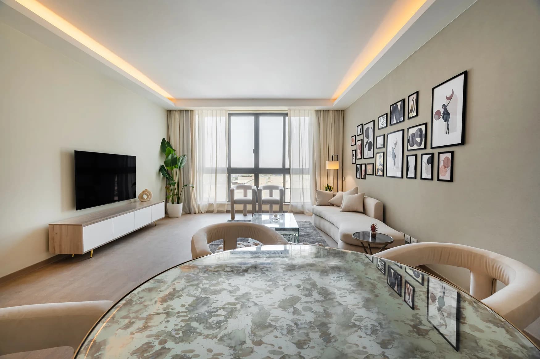 Sh. Zayed Aeon Towers 2BR w/ Kitchen, photo 4