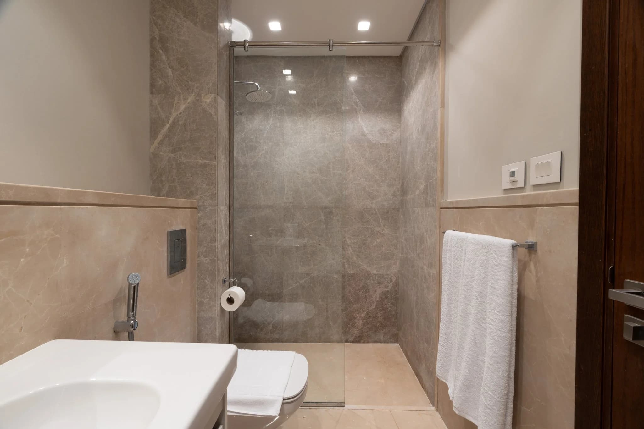 Sh. Zayed · Aeon 1BR w/ Balcony, photo 4