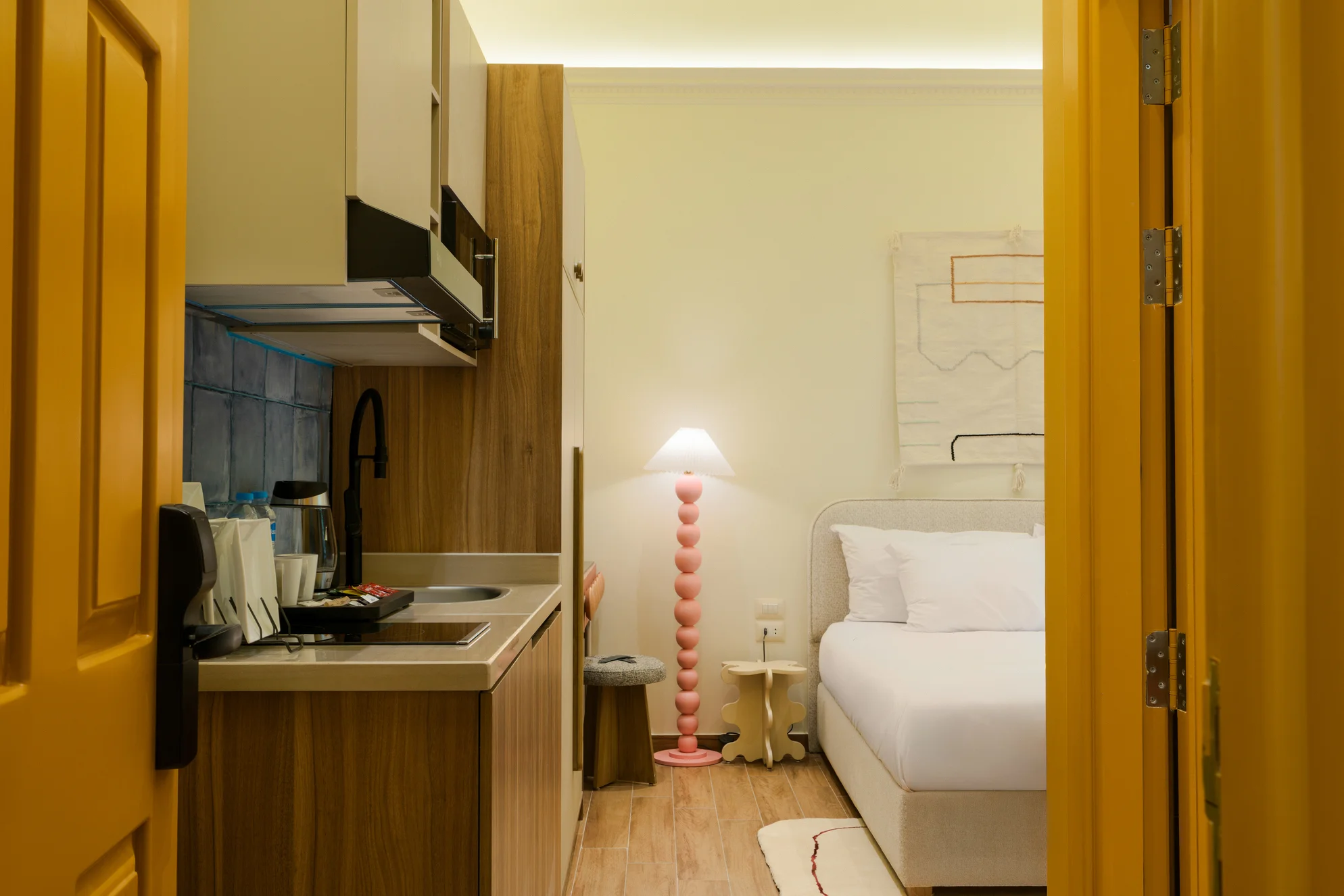 Delux Studio With Balcony In The Center Of Zamalek, photo 3