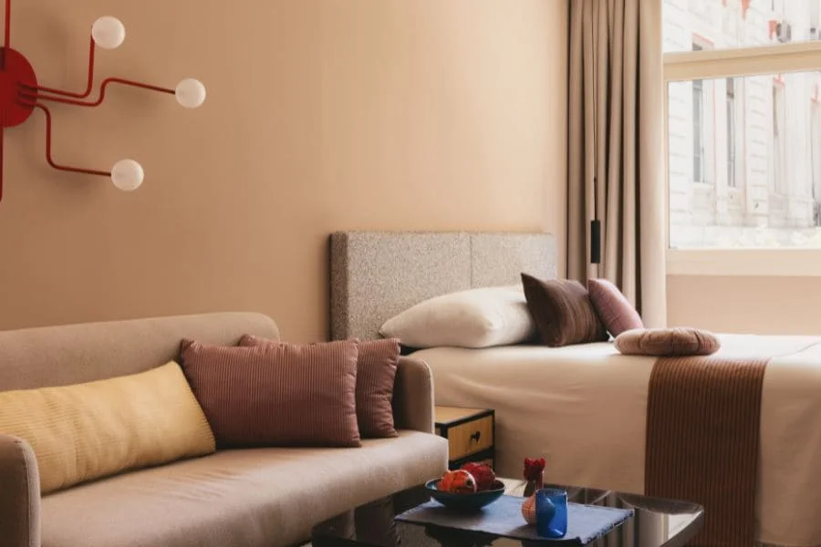 Executive Studio With Sofa In The Center Of Downtown Cairo, photo 2