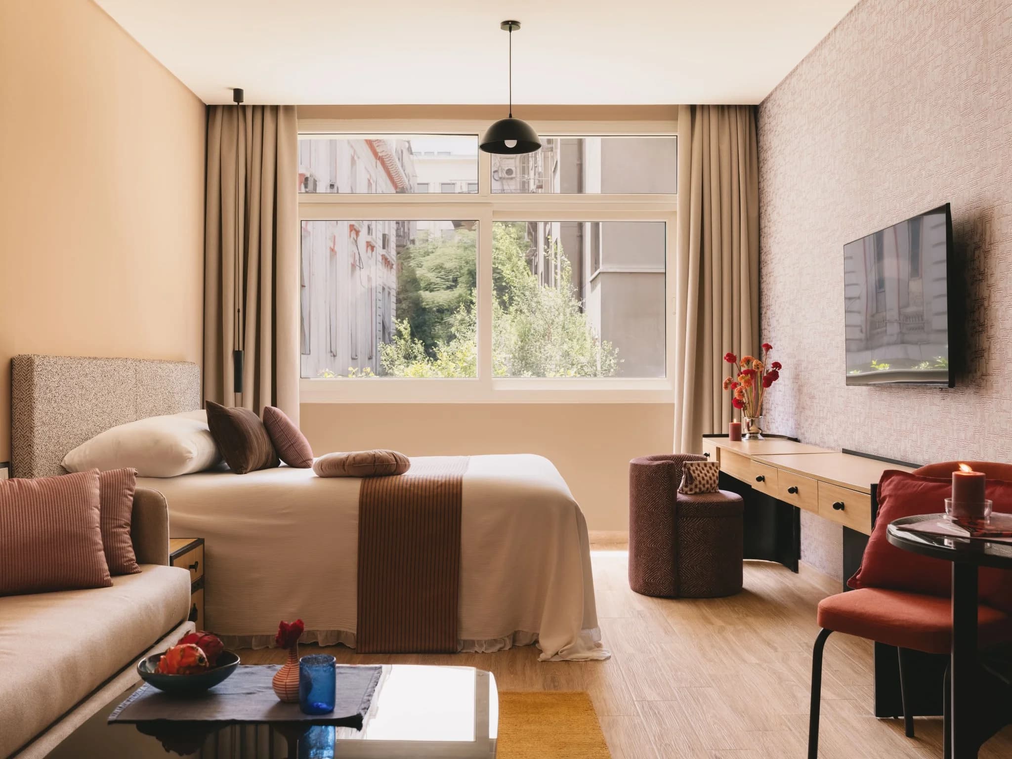 Executive Studio With Sofa In The Center Of Downtown Cairo, photo 6