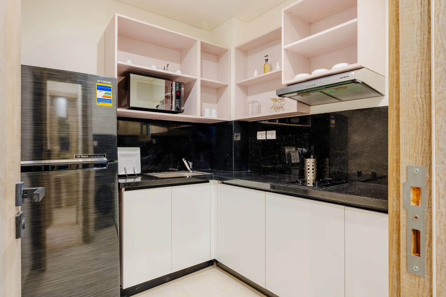One Bedroom Apartment city view In The Center Of Zamalek, photo 6