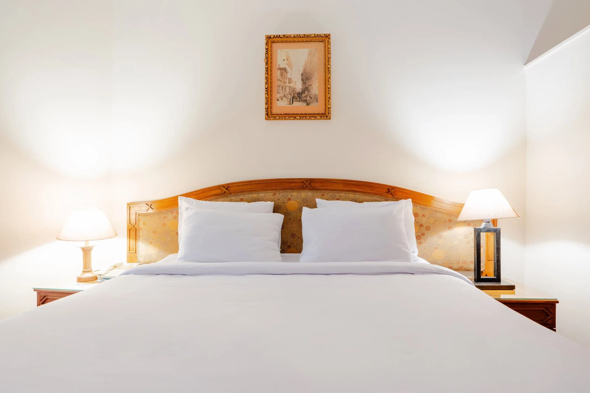 Standard Room King Bed City View, photo 7
