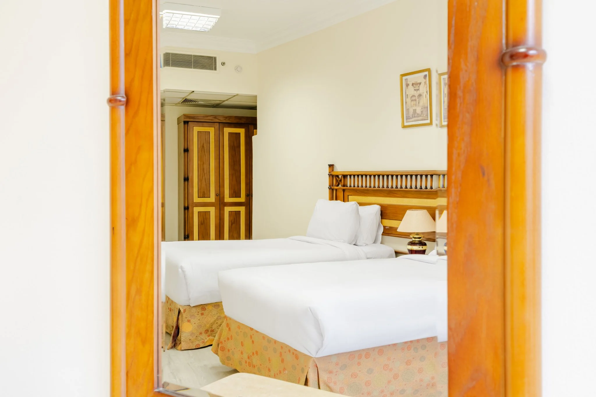 Standard Room Twin Bed City View, photo 6