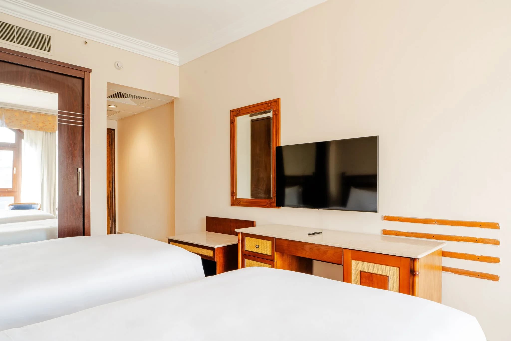 Standard Room Twin Bed Nile View, photo 6
