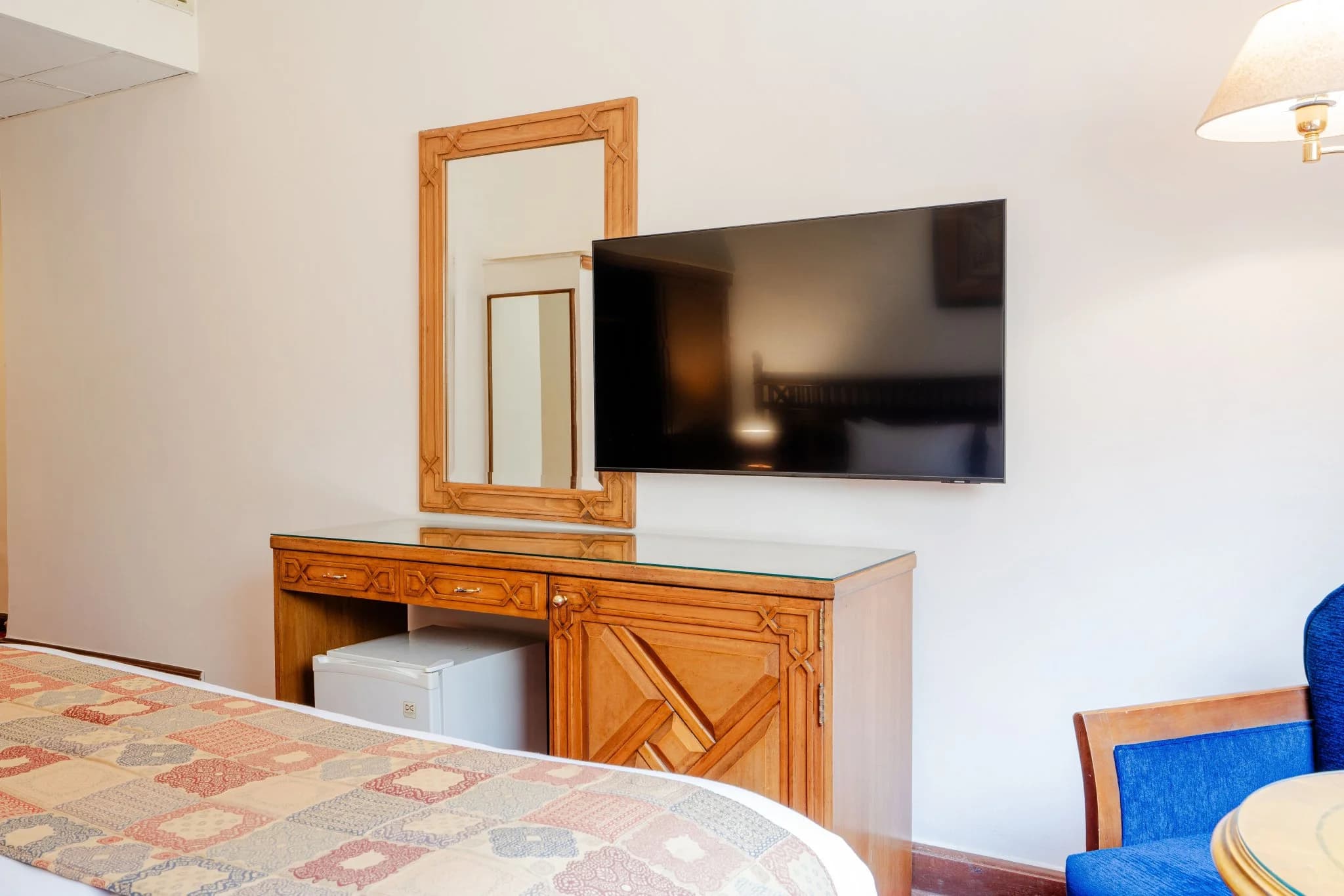 Standard triple room king bed and 2 Twin bed, photo 6