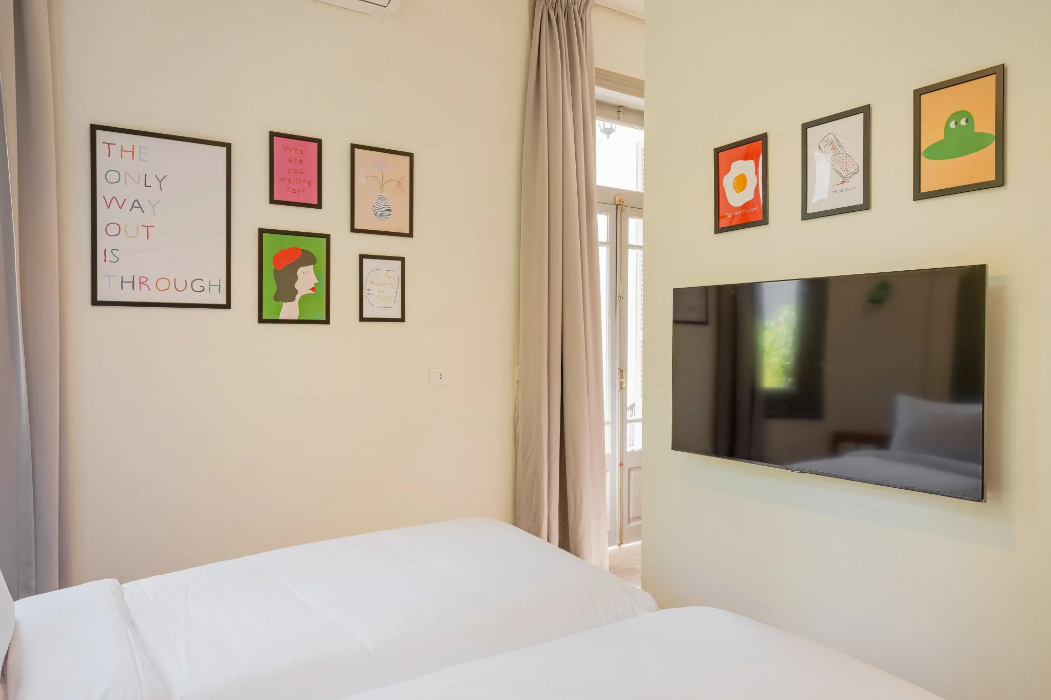 Studio Twin Bed Garden View with Balcony, photo 8