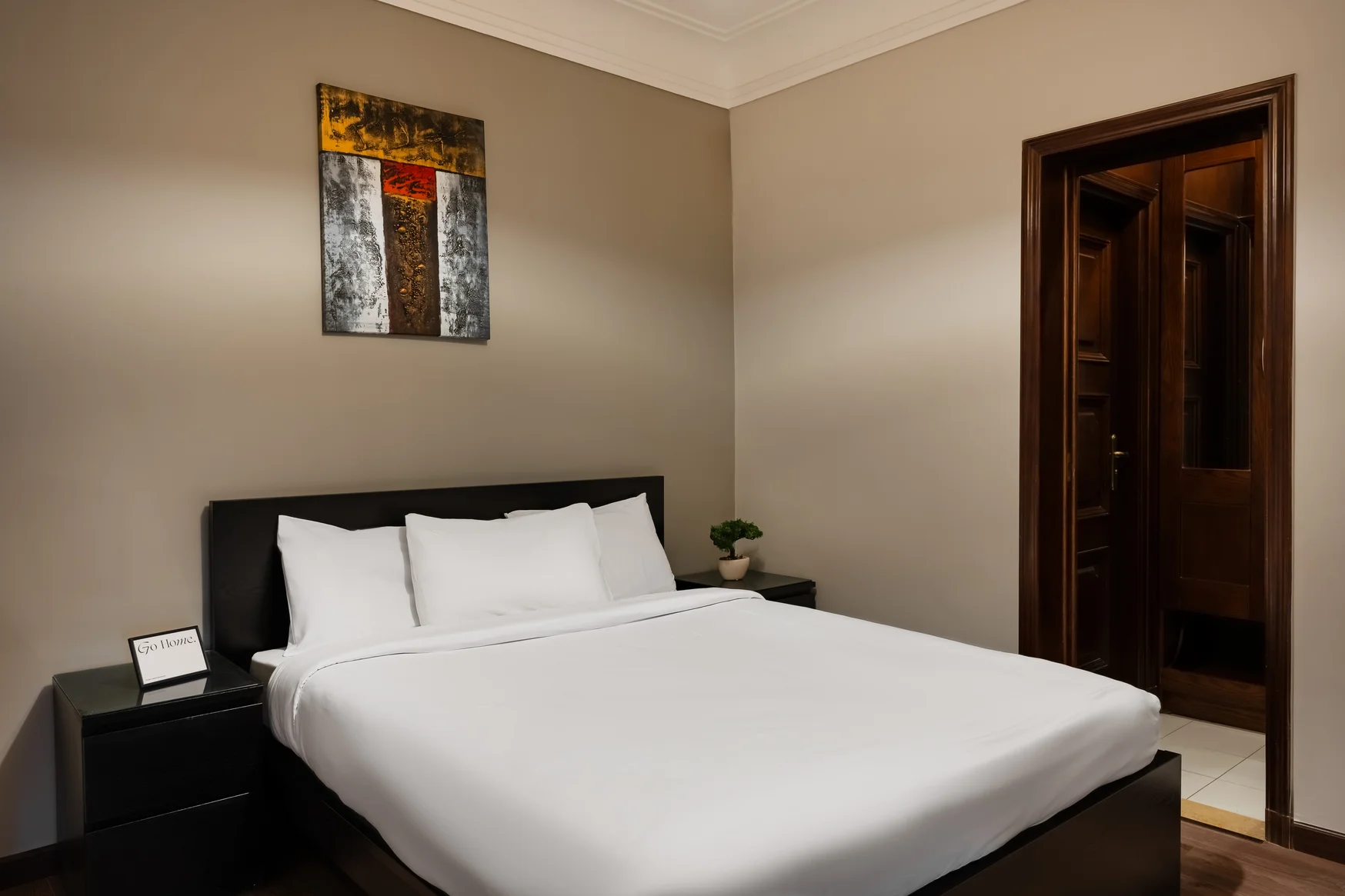 Three Bedroom Apartment City view Next to Om Kolthoom Hotel, photo 6