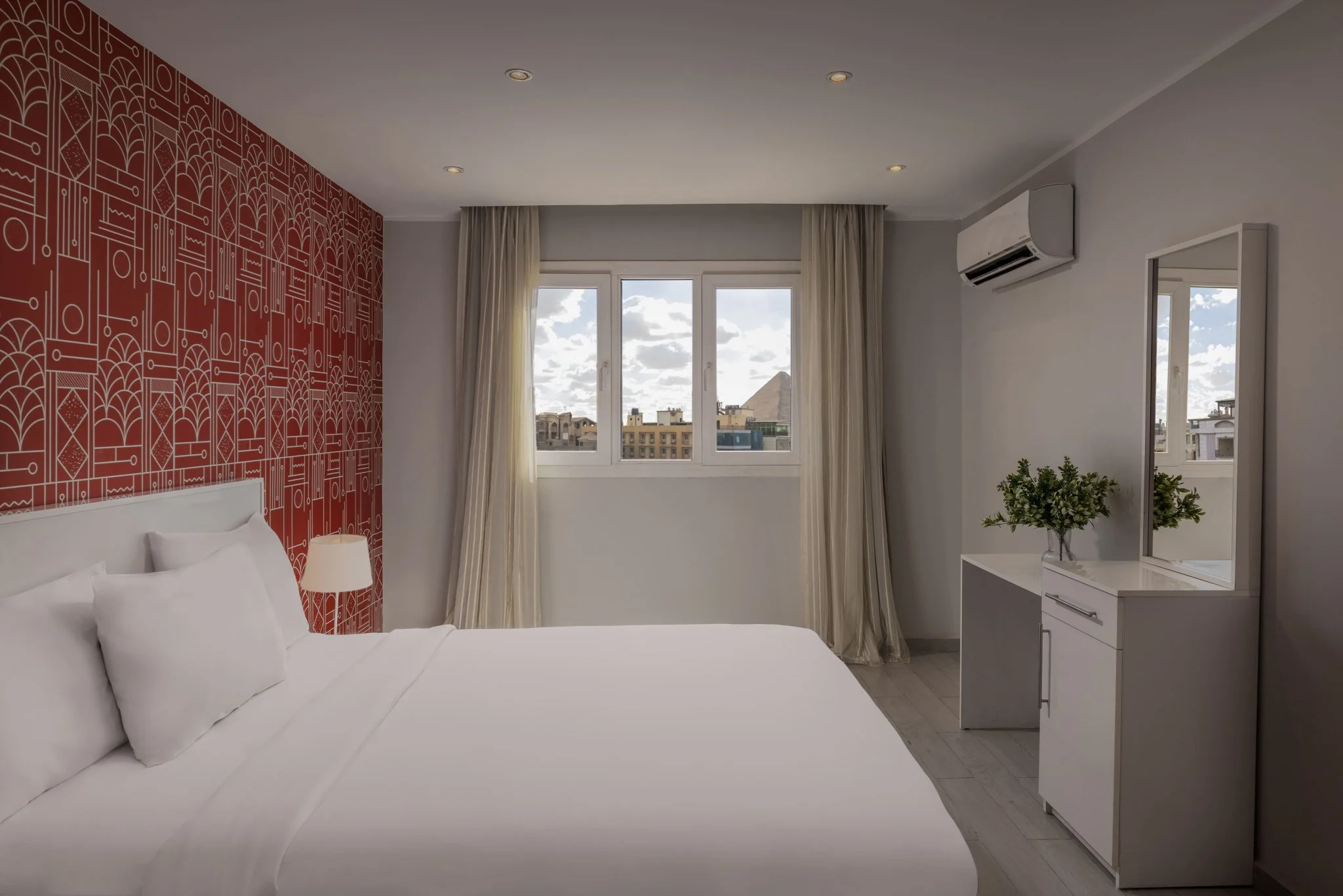 Three Bedrooms Apartment Pyramids View, photo 8