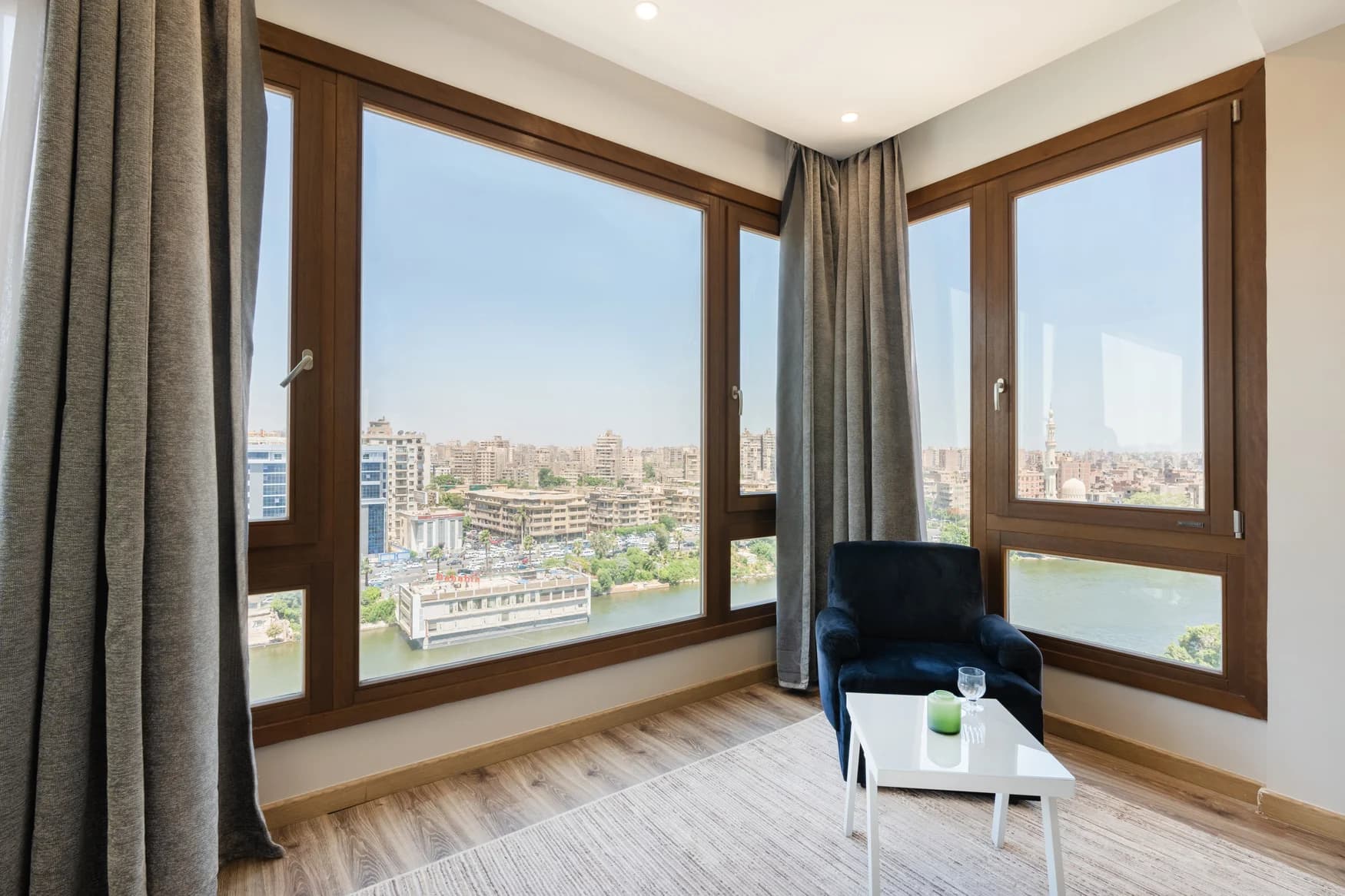 Two Bedroom Apartment Nile view Next to Om Kolthoom Hotel, photo 4