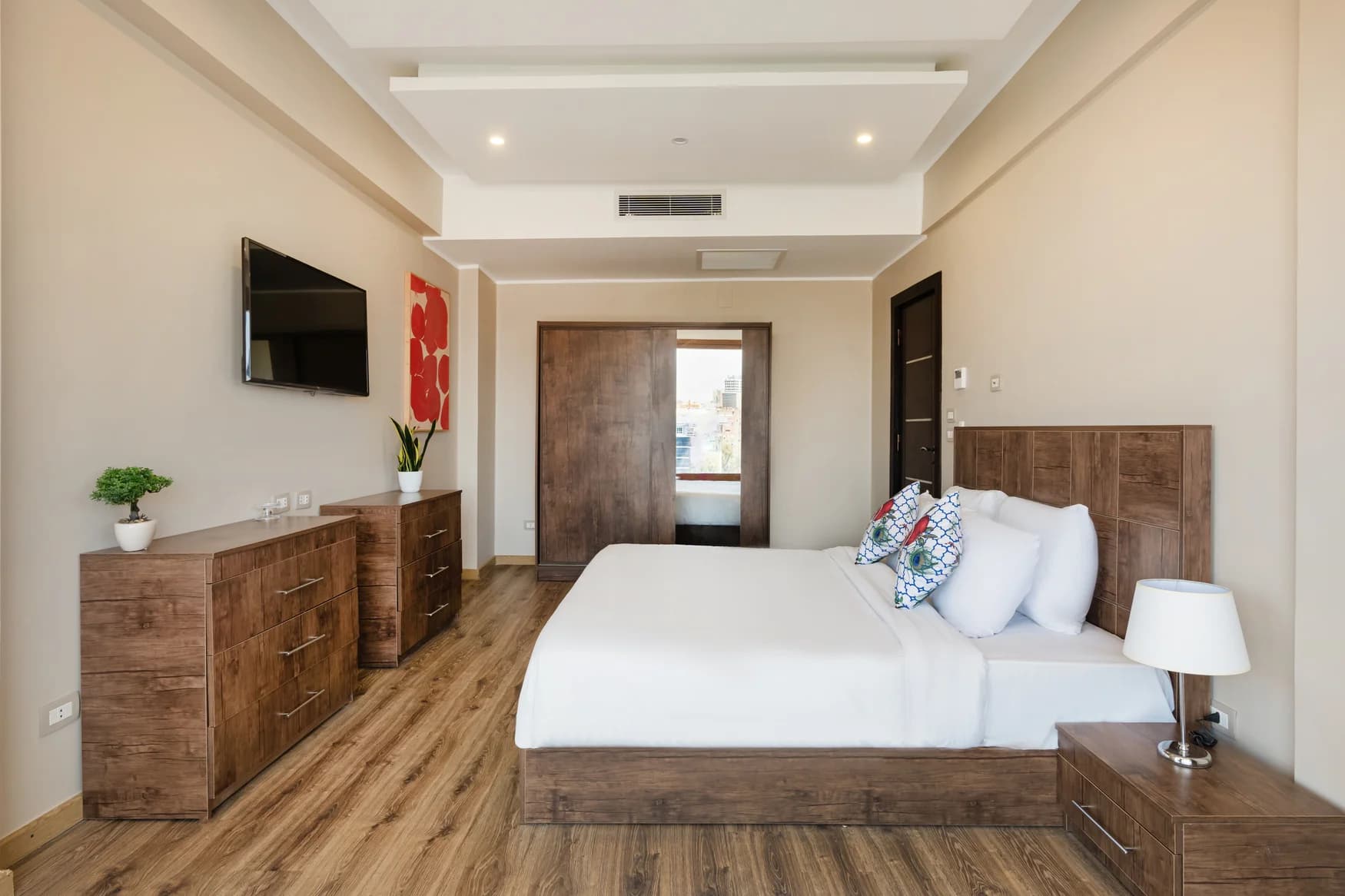 Two Bedroom Apartment Nile view Next to Om Kolthoom Hotel, photo 5