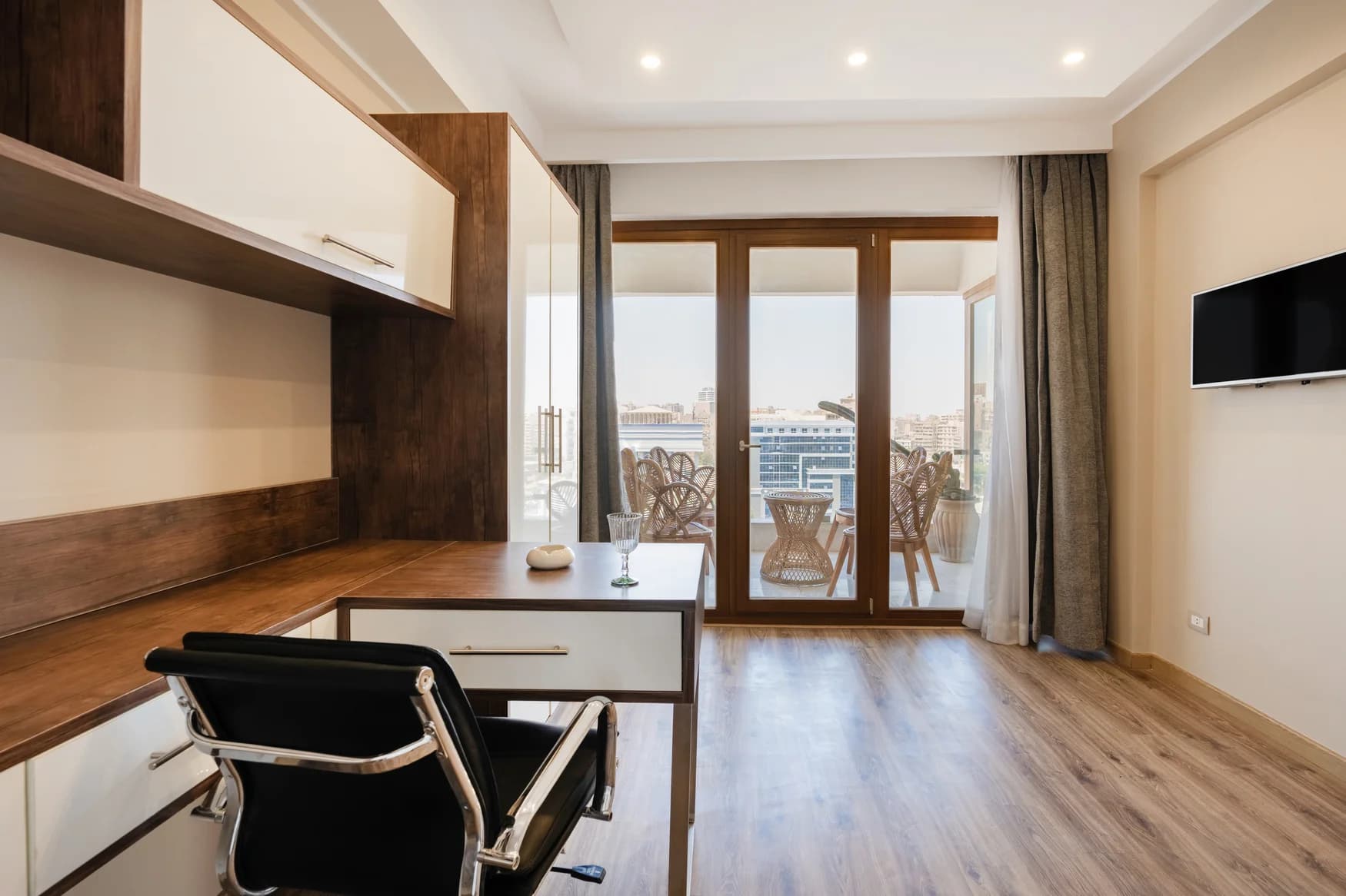 Two Bedroom Apartment Nile view Next to Om Kolthoom Hotel, photo 8