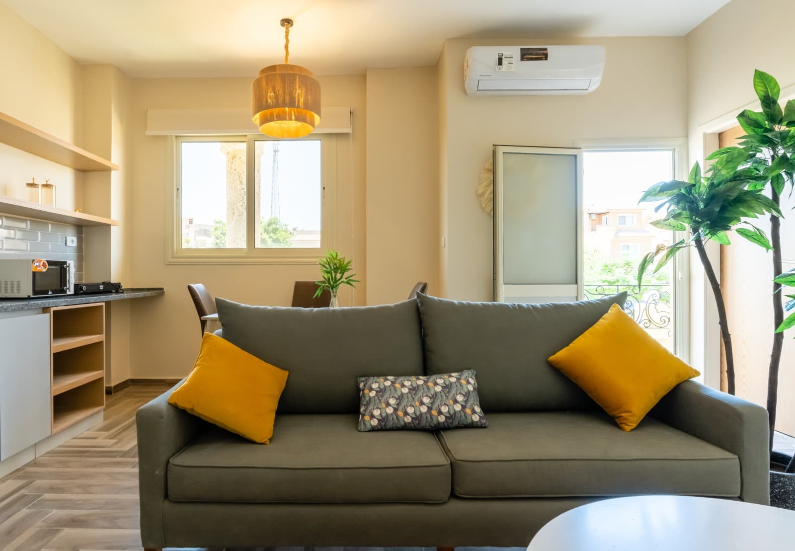 Spacious 1BR Near Arkan Plaza - 10, photo 2