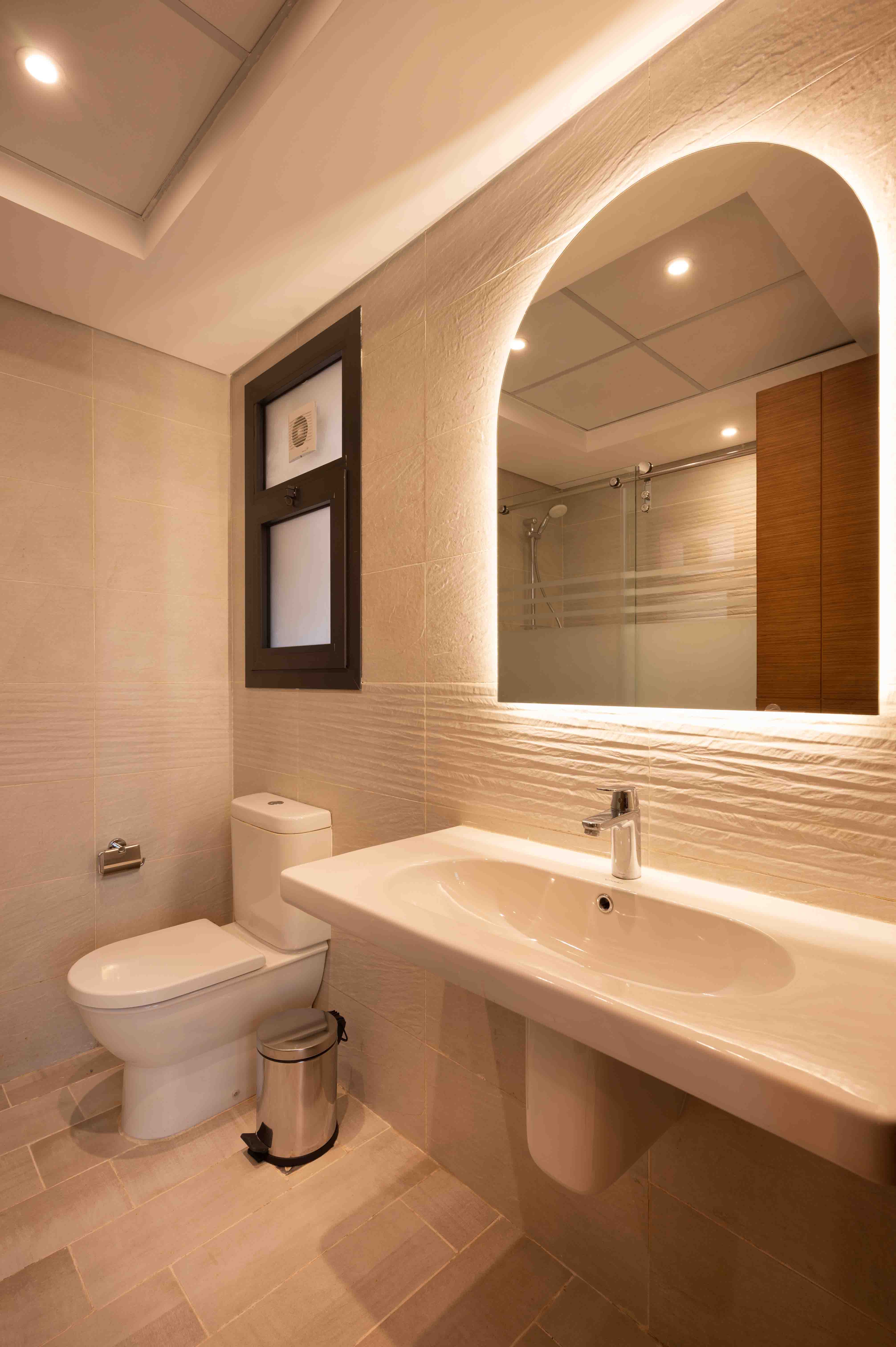 Comfortable 2BR at Aura CFC, photo 2