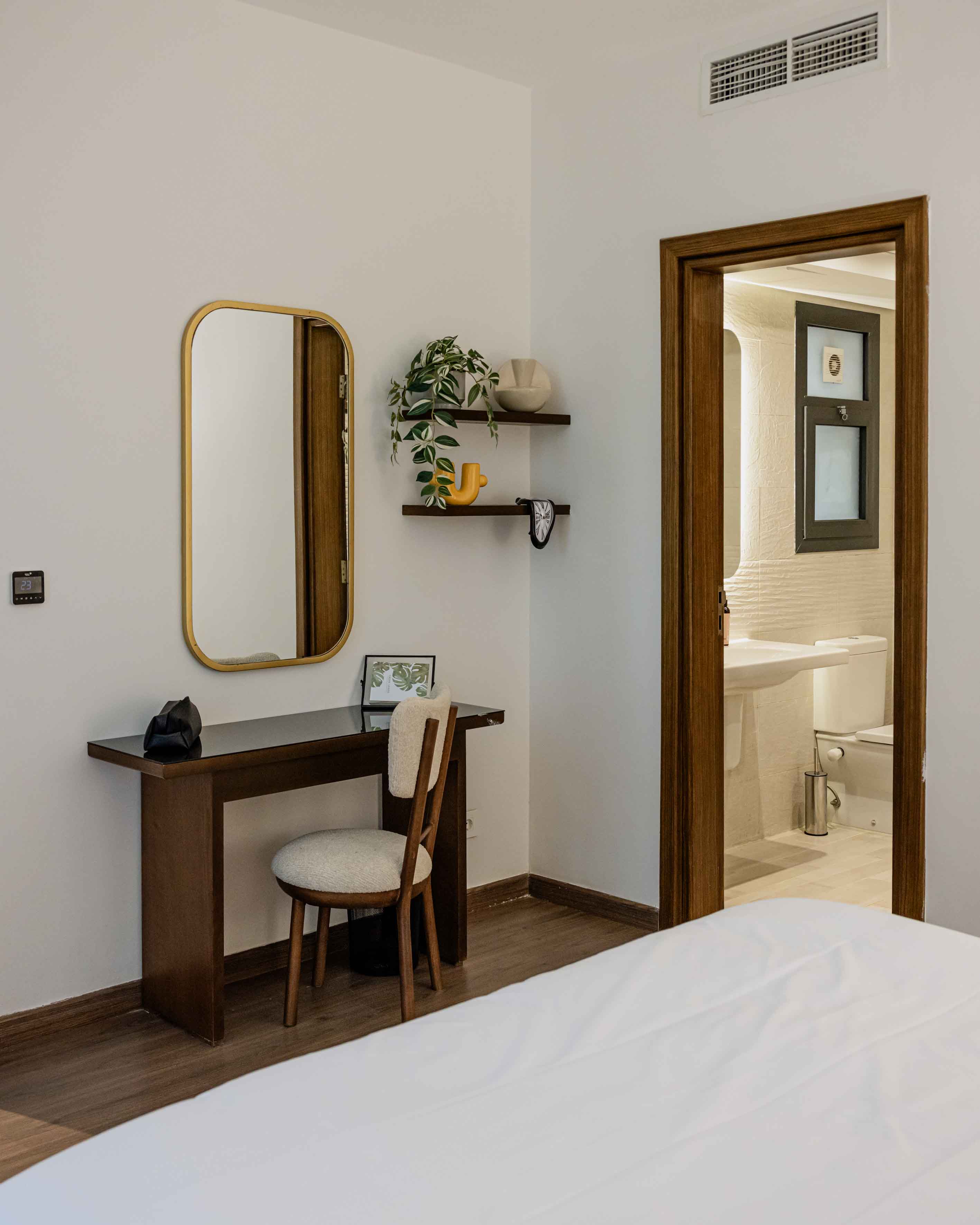 2BR · Aura CFC, photo 8