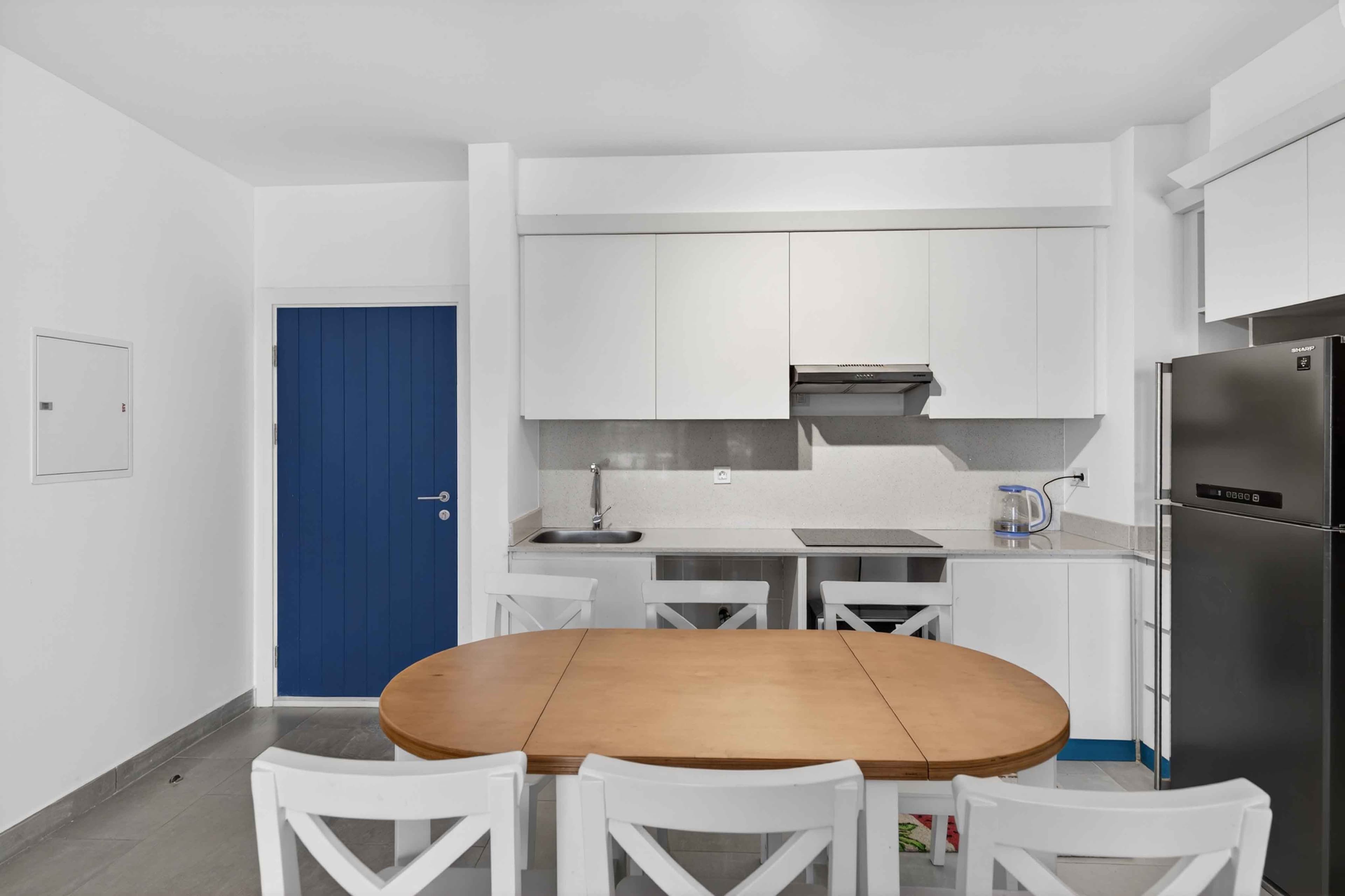 Modern 1BDR with Garden · Greek, photo 6