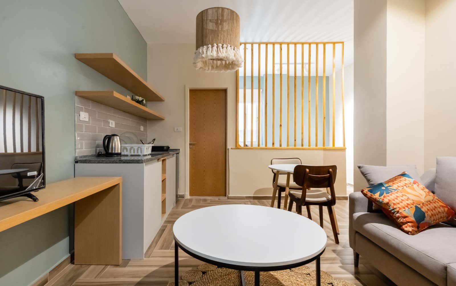 Homey Studio Near Arkan Plaza, photo 7